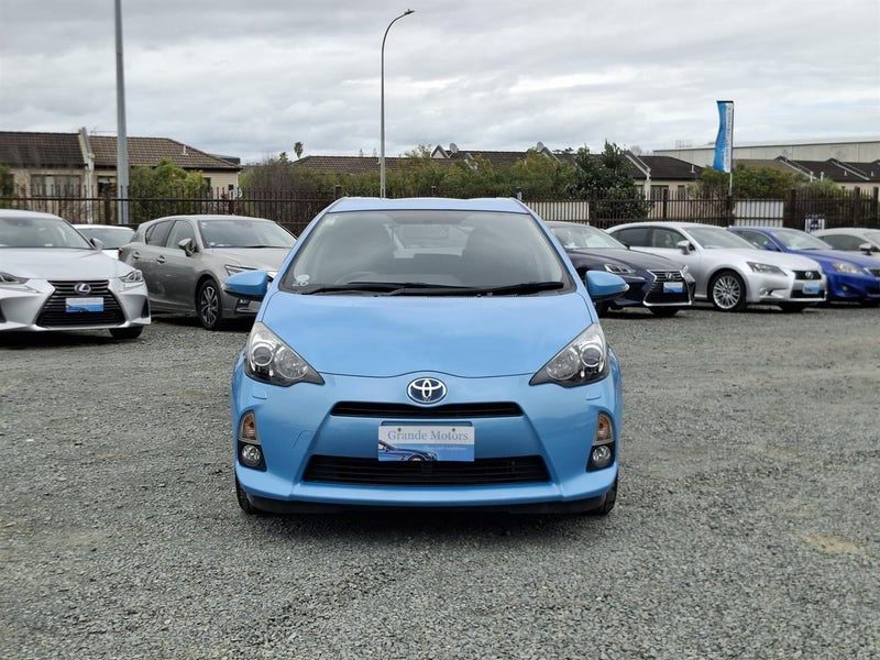 2014 Toyota Aqua G spec.Button start.Rear camera., photo 2