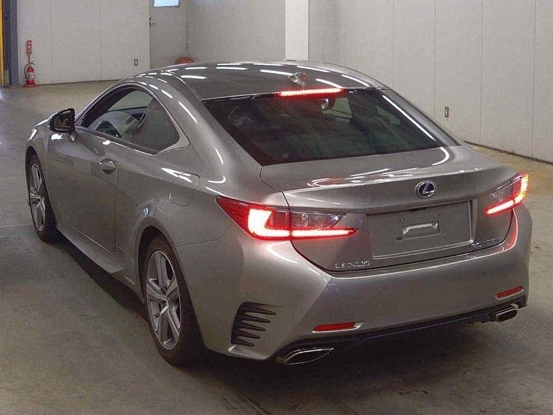 2015 Lexus RC300h, photo 2