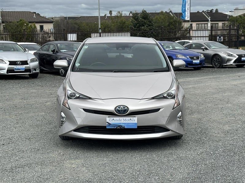 2016 Toyota Prius S, photo 2