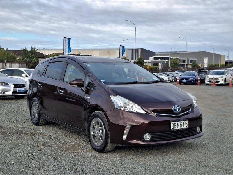 2014 Toyota Prius Alpha