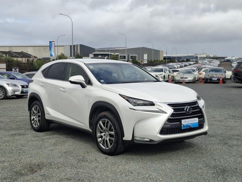 2015 Lexus NX 300h 4WD Leather Hybrid