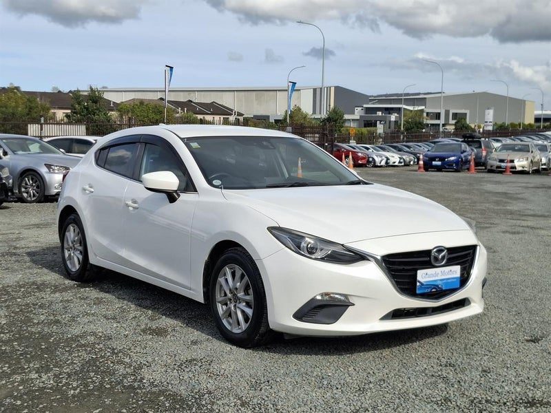 2015 Mazda Axela
