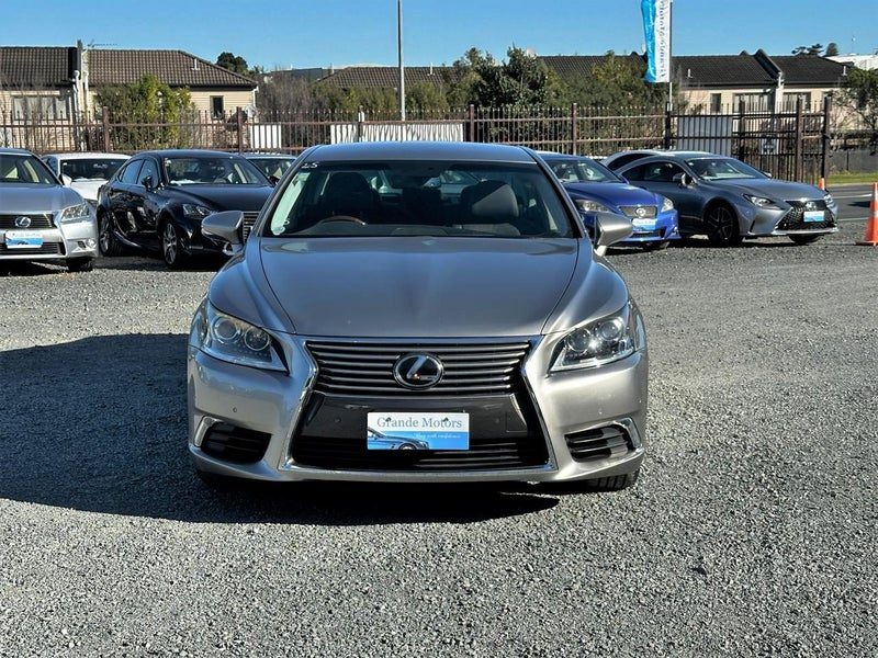 2014 Lexus LS 460, photo 2