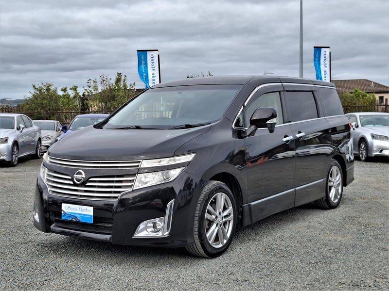 2013 Nissan Elgrand Highway Star, photo 3