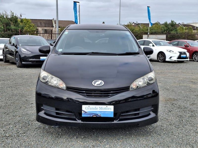 2012 Toyota Wish 7 Seater, photo 2