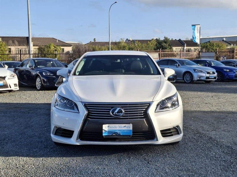 2014 Lexus LS 460, photo 2