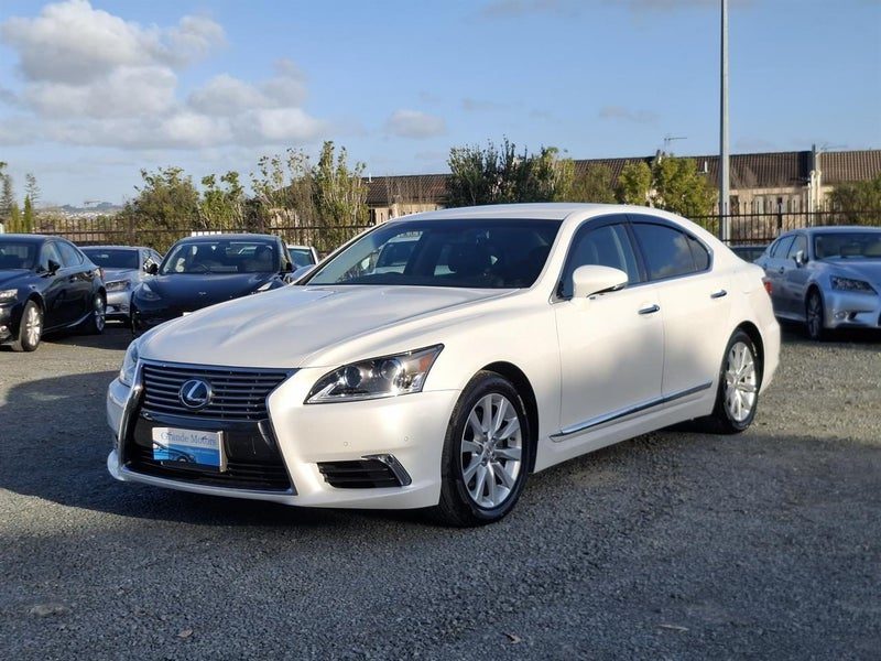 2014 Lexus LS 460, photo 3