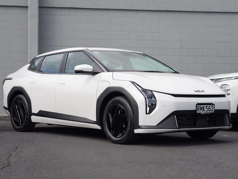 2025 Kia EV4 Light 2WD 5Dr LR