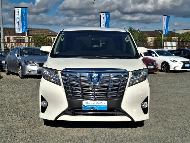 2017 Toyota Alphard Hybrid, photo 2