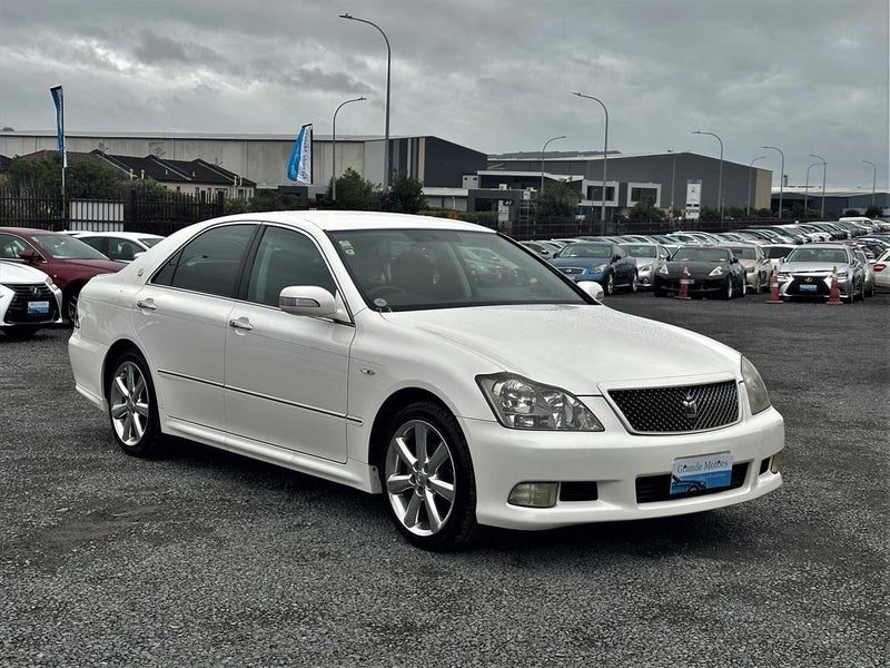 2005 Toyota Crown Athlete