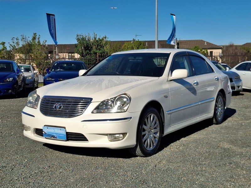 2004 Toyota Crown Majesta, photo 3