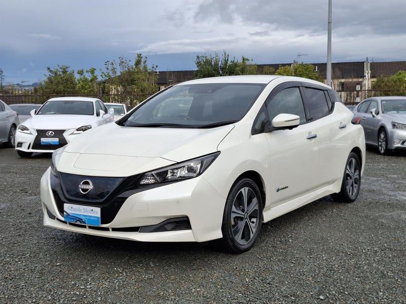 2022 Nissan Leaf 40 KWH, photo 2