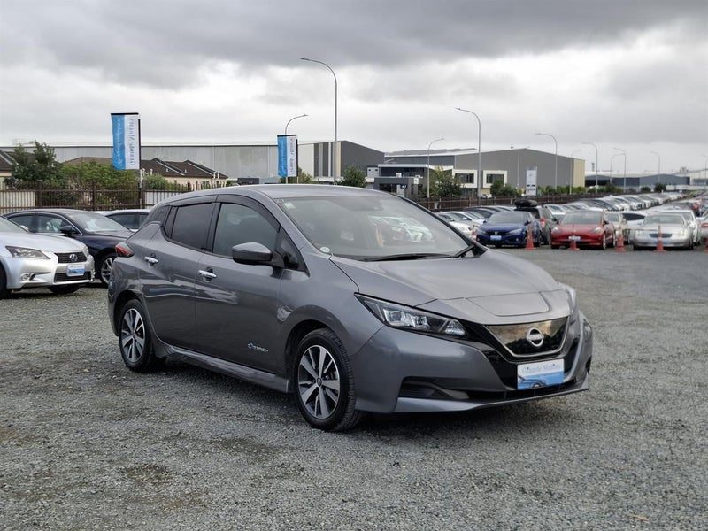2022 Nissan Leaf 40 KWH, main photo