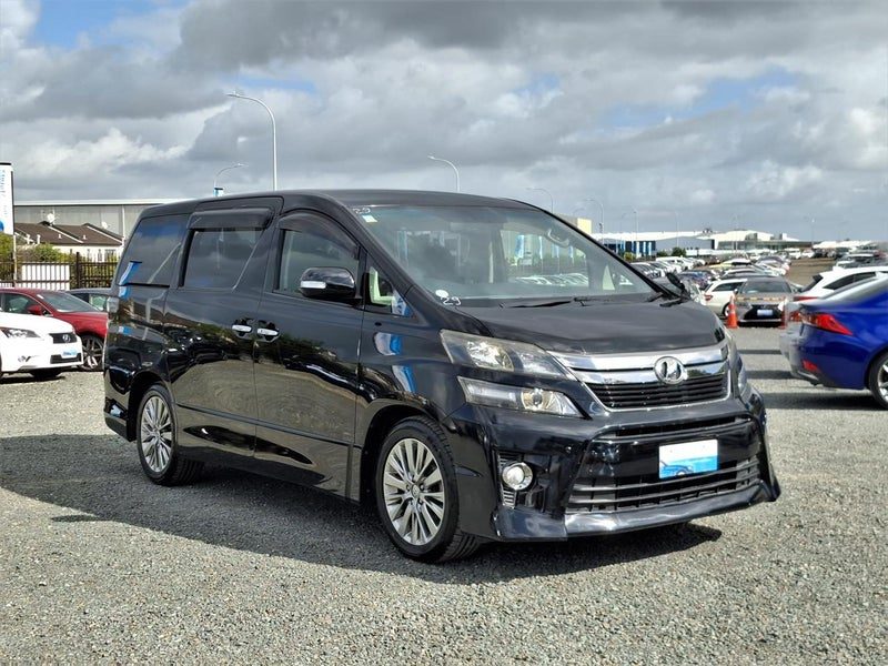 2013 Toyota Vellfire, main photo