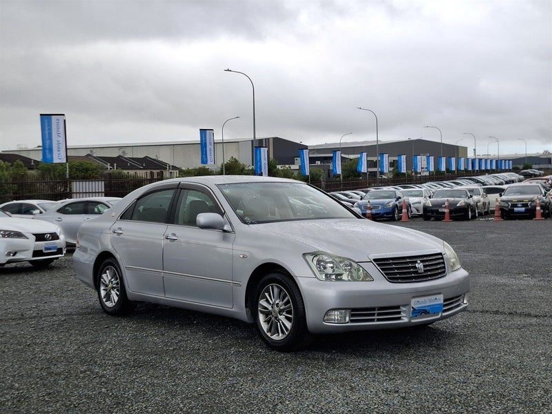 2005 Toyota Crown Royal Saloon