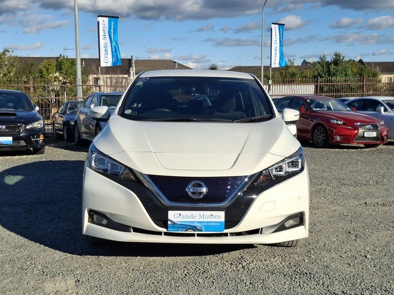 2021 Nissan Leaf G, photo 2