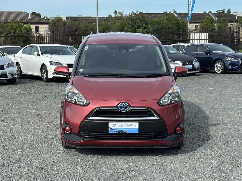 2018 Toyota Sienta G, photo 2