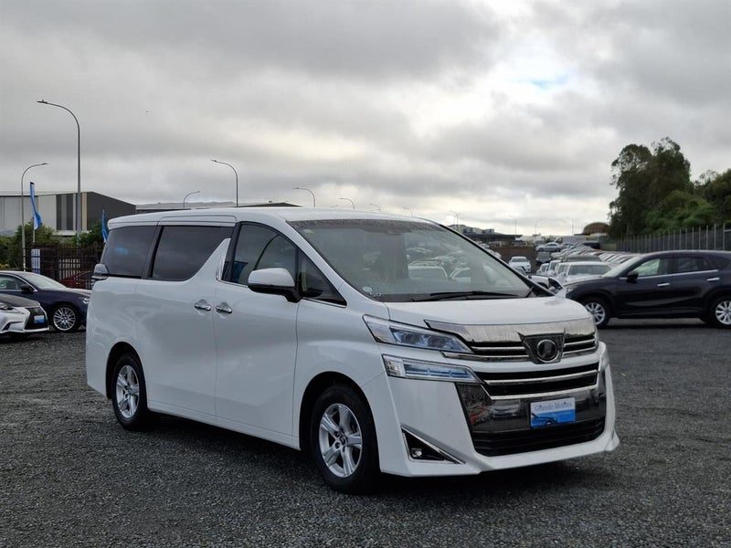 2019 Toyota Vellfire 8 Seater, main photo
