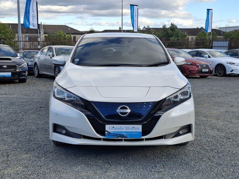 2021 Nissan Leaf, photo 2