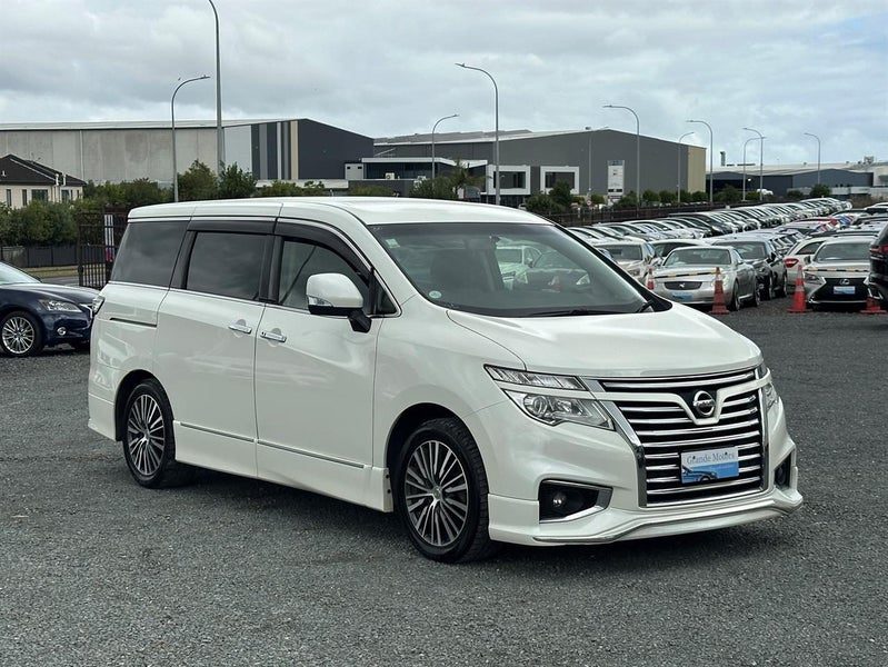 2014 Nissan Elgrand Highway Star