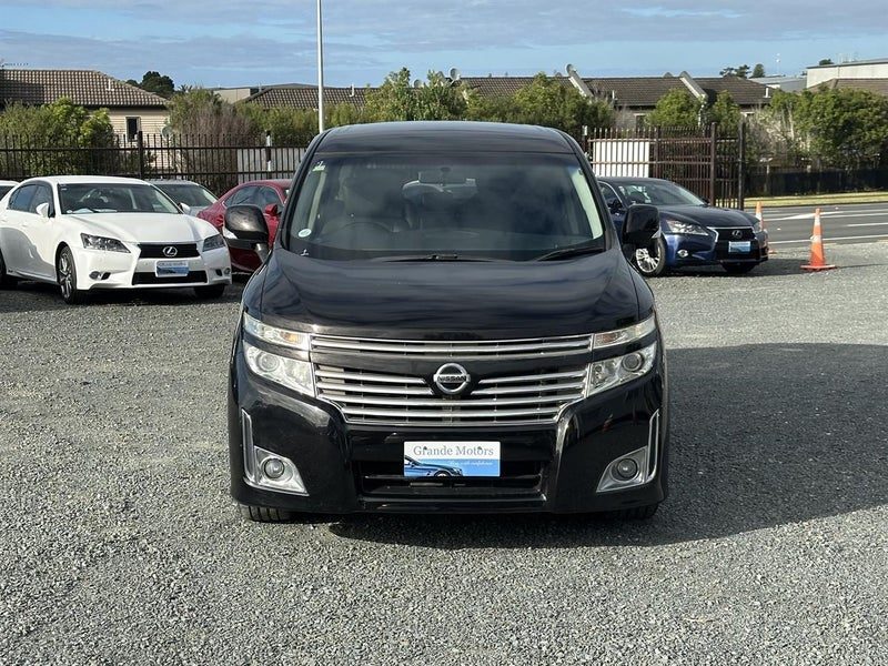 2012 Nissan Elgrand Highway Star, photo 2