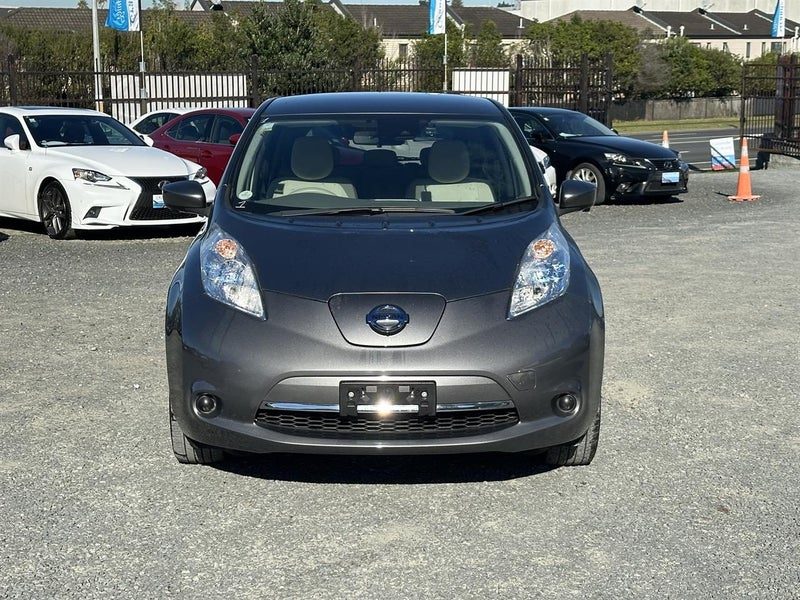 2017 Nissan Leaf 30 KWH, photo 2