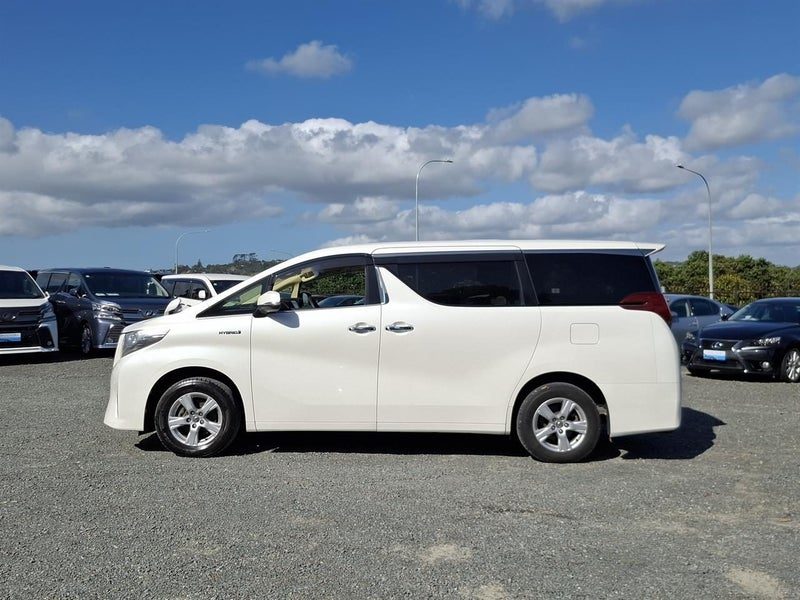 2015 Toyota Alphard Hybrid, photo 3