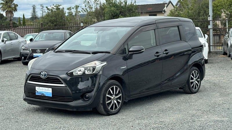 2017 Toyota Sienta G, photo 3