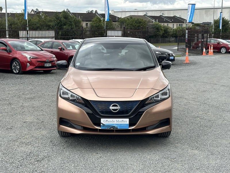 2021 Nissan Leaf 40 KWH, photo 2