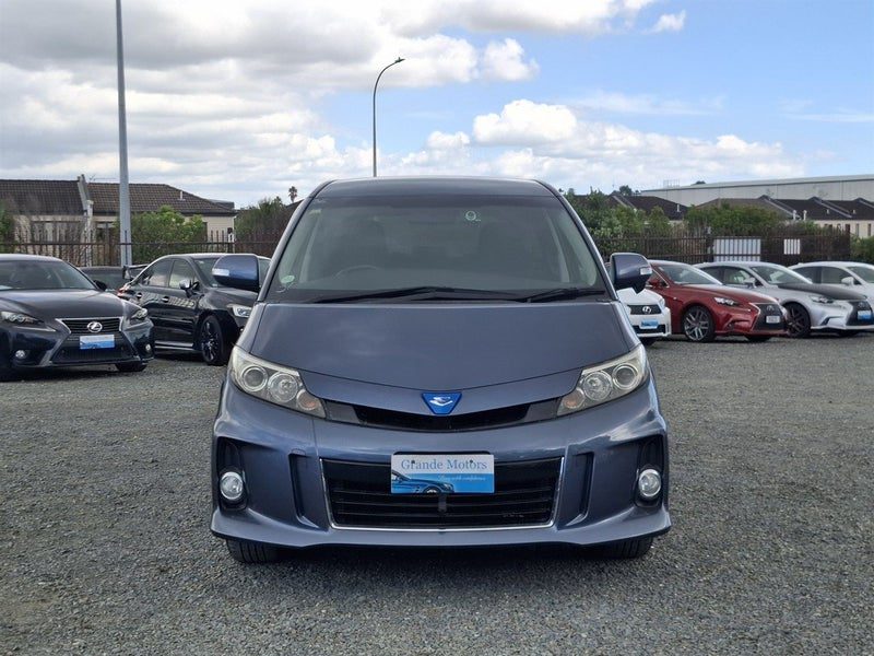 2013 Toyota Estima Hybrid, photo 2