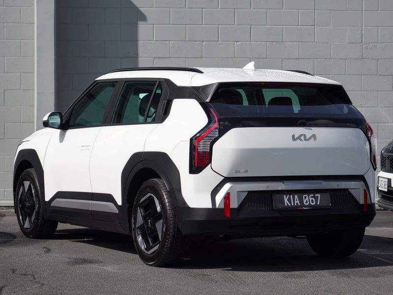 2026 Kia EV3 Light 2WD LR 81kWh 5Dr Wagon, photo 2