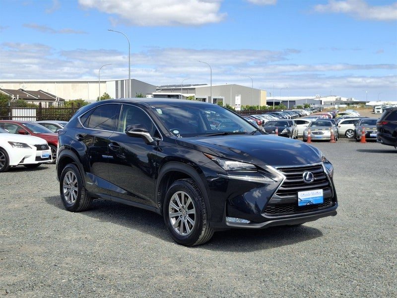 2015 Lexus NX 300h Hybrid