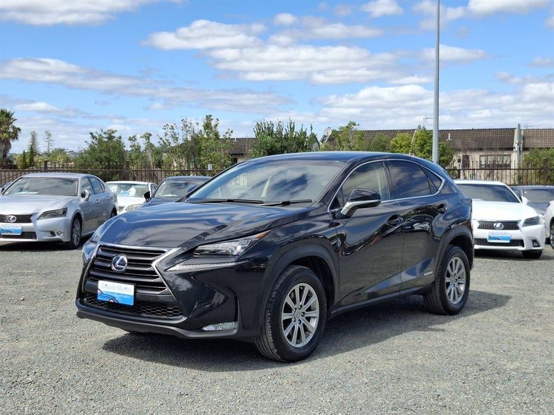 2015 Lexus NX 300h Hybrid, photo 3