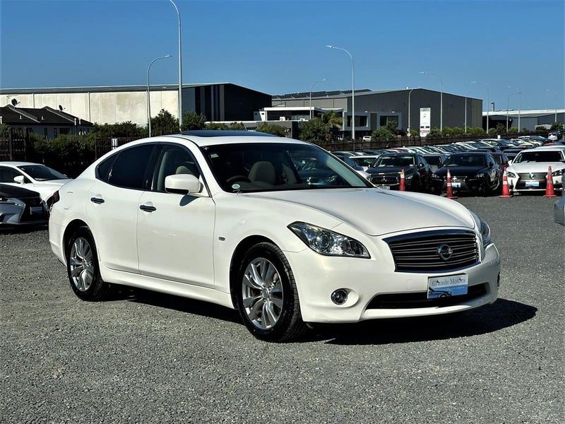 2014 Nissan Fuga 370 GT, main photo