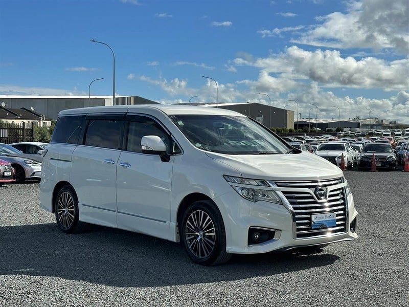 2016 Nissan Elgrand Highway Star