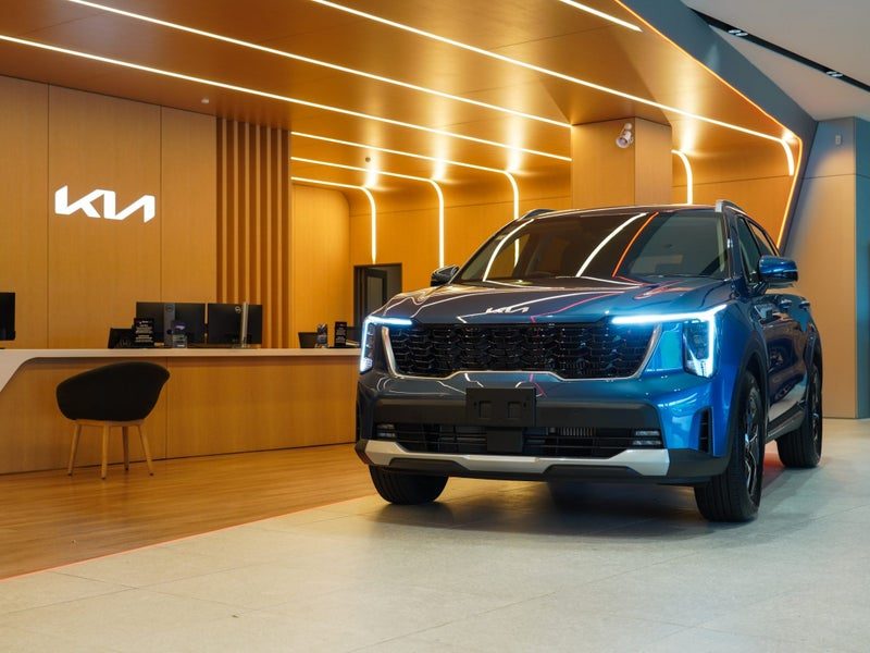2026 Kia Sorento Hybrid Earth AWD, main photo