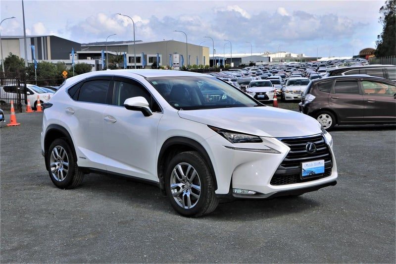 2016 Lexus NX 300h Hybrid