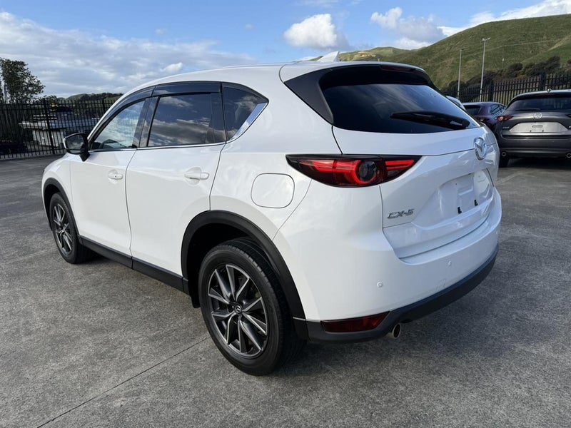 2017 Mazda CX-5 25S L Package, photo 2