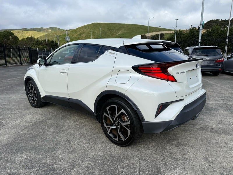 2021 Toyota C-HR G, photo 2