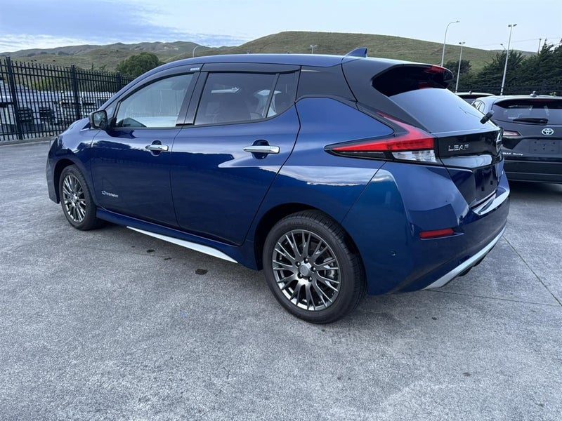 2020 Nissan Leaf E+ 62kWh AUTECH, photo 2
