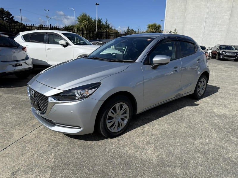 2022 Mazda 2, main photo