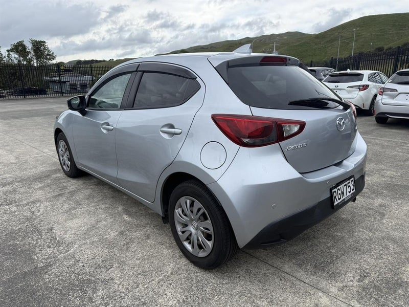 2019 Mazda Demio 15S, photo 2