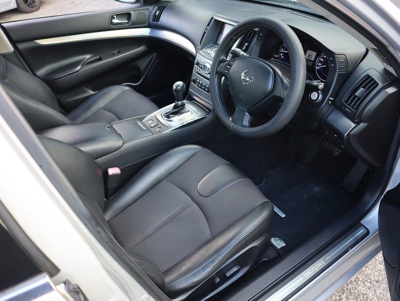 2012 Nissan Skyline 250 GT, photo 3