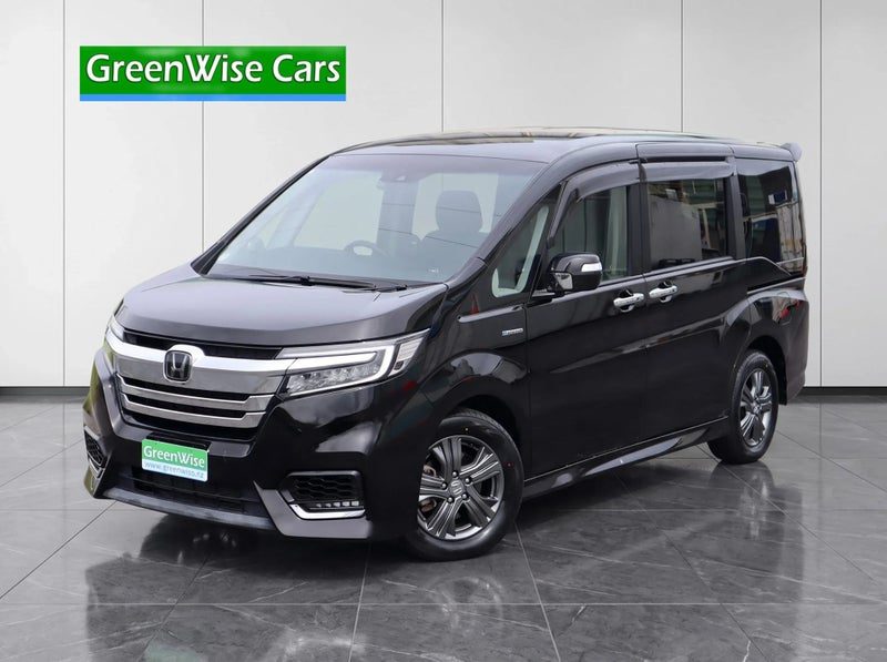 2018 Honda Step Wagon Spada, main photo