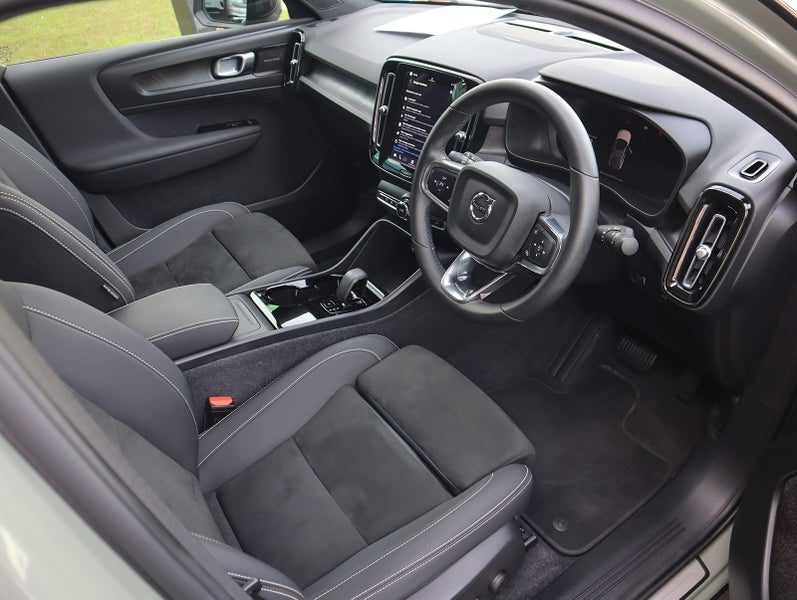 2022 Volvo C40 Recharge, photo 3