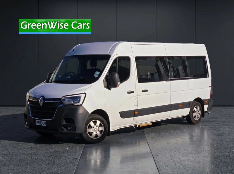 2022 Renault Master 12 Seater