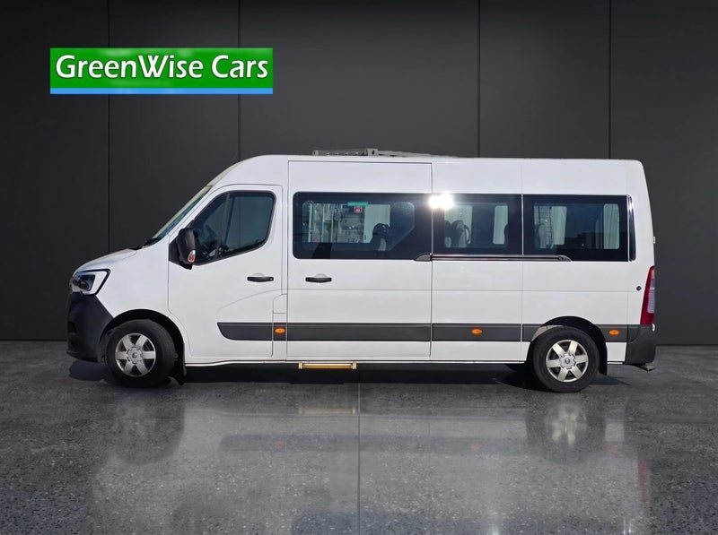2022 Renault Master 12 Seater, photo 2