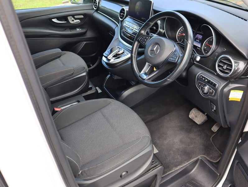 2015 Mercedes-Benz V 220 d, photo 2