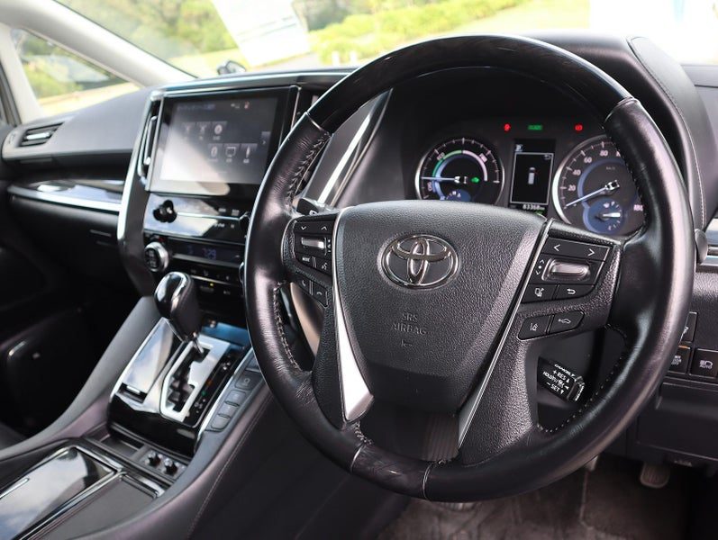 2019 Toyota Alphard Hybrid, photo 3