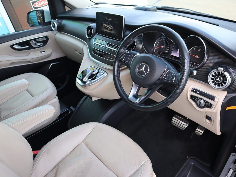 2020 Mercedes-Benz V 220 d AMG, photo 2